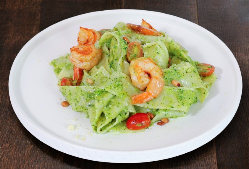 Brocolli Pasta with Shrimp
